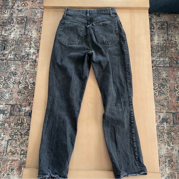 Abercrombie & Fitch Curve Love Black Ultra High Rise 90s Straight Jean - Picture 8 of 10